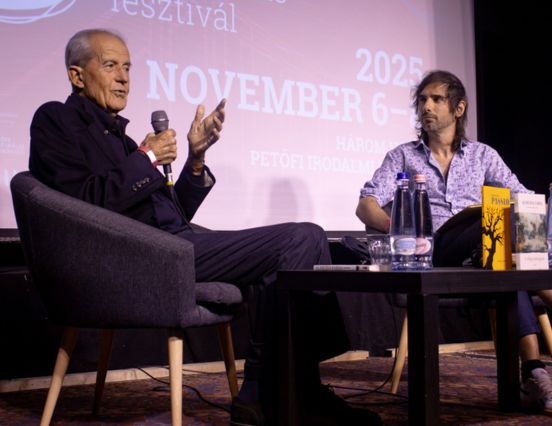 PesText fesztivál és a Szófa közös könyvbemutatója
